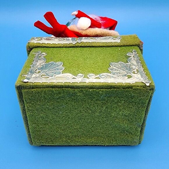 Santa Claus On Rooftop Green Felt Box Ornament Holly Gold Bell & Foil Accents v1 - Picture 10 of 10